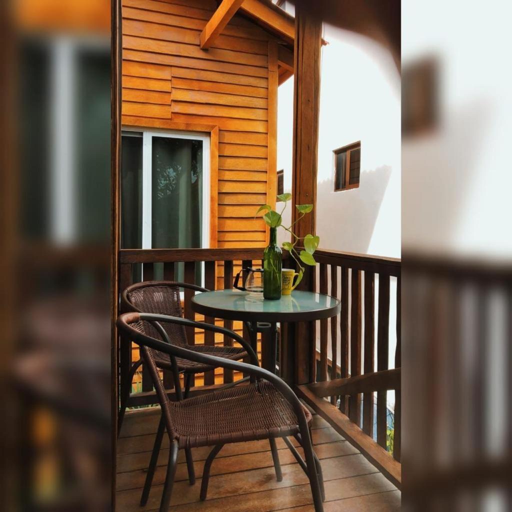 Cabanas Chac Mool Downtown ホルボックス島 エクステリア 写真