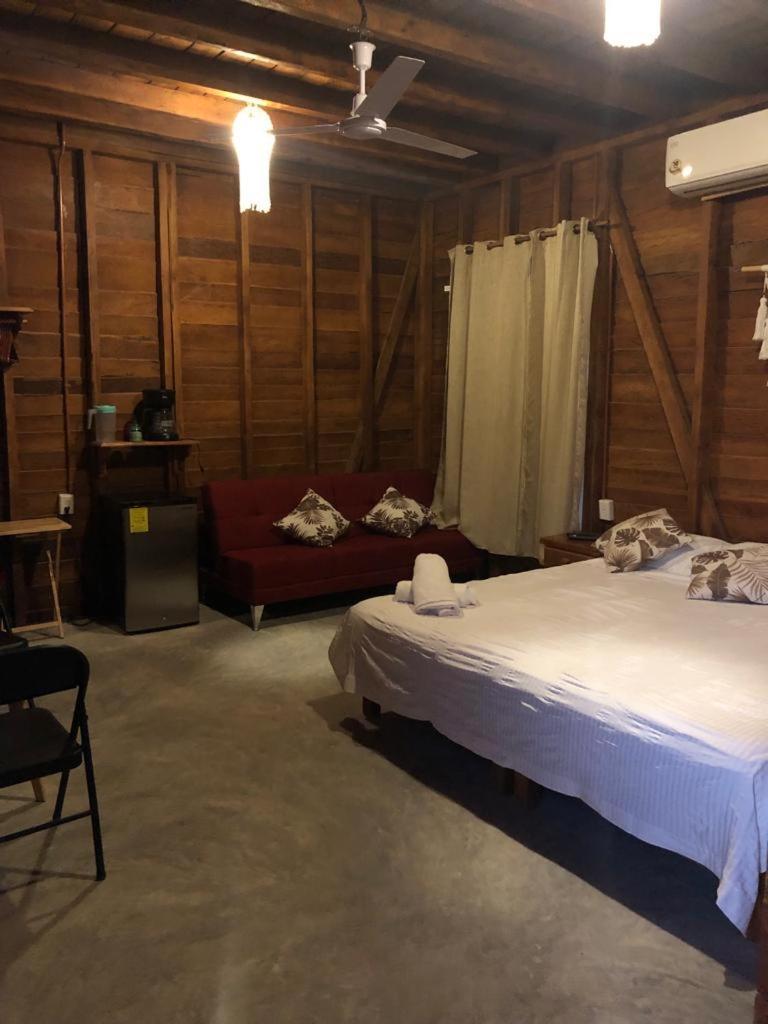 Cabanas Chac Mool Downtown ホルボックス島 エクステリア 写真